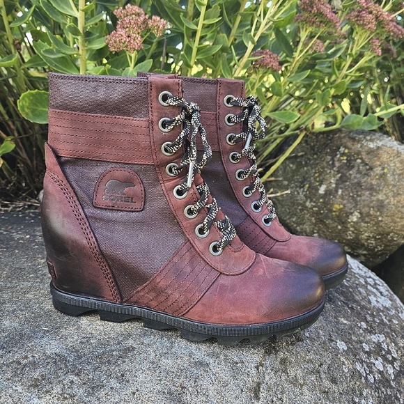 SOREL Women's Waterproof Leather/Canvas Wedge Burgundy Brown Lace-Up Boots 10.5 - Picture 4 of 12